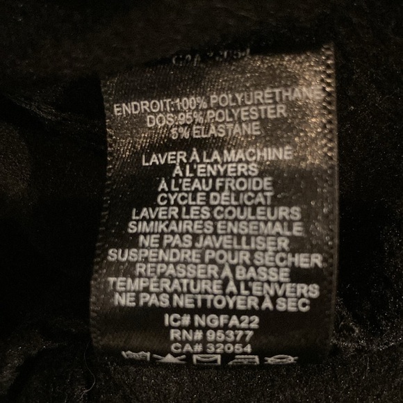 Sanctuary, faux leather black leggings, size small - Picture 5 of 7